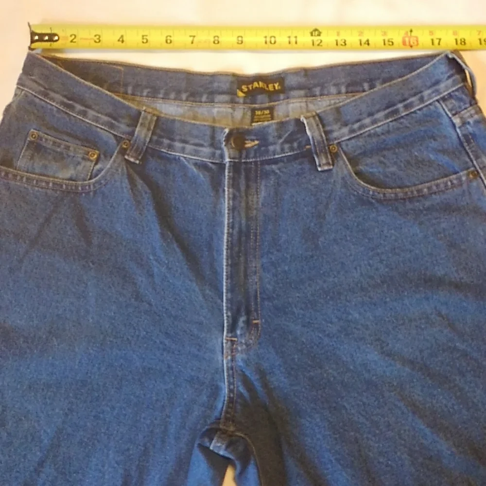 Stanley Straight Leg Denim Blue Jeans 38/30 EUC